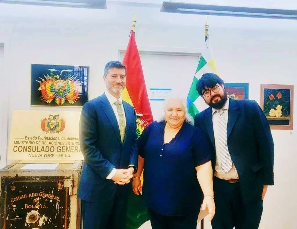 Buscamos apoyo internacional para fortalecer a nuestros gobiernos municipales

Sostuvimos una importante reunión con el Comisionado de Asuntos Internacionales de Nueva York, Edward Mermelstein para fortalecer a nuestro Municipio así como a los demás municipios del país.