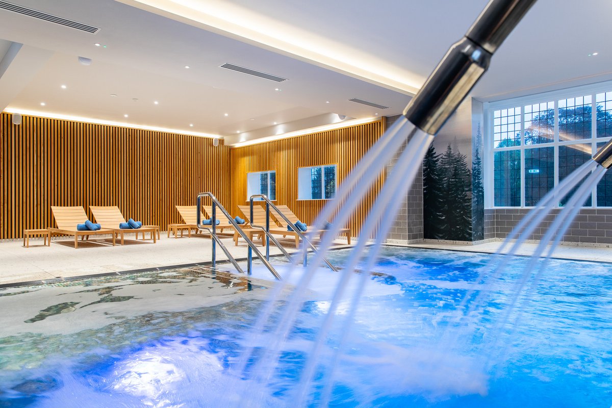 Experience Oxfordshire (@experienceox) on Twitter photo Surrounded by the beautiful English countryside, The Springs Resort & Golf Club in Wallingford offers luxurious facilities and fabulous accommodation. 🤩🍃
Find out more ➡ bit.ly/3zjHiyd
#ExperienceOx #Oxfordshire <a href="/TheSpringsGC/">The Springs Golf Club</a> Surrounded by the beautiful English countryside, The Springs Resort & Golf Club in Wallingford offers luxurious facilities and fabulous accommodation. 🤩🍃
Find out more ➡ bit.ly/3zjHiyd
#ExperienceOx #Oxfordshire <a href="/TheSpringsGC/">The Springs Golf Club</a>