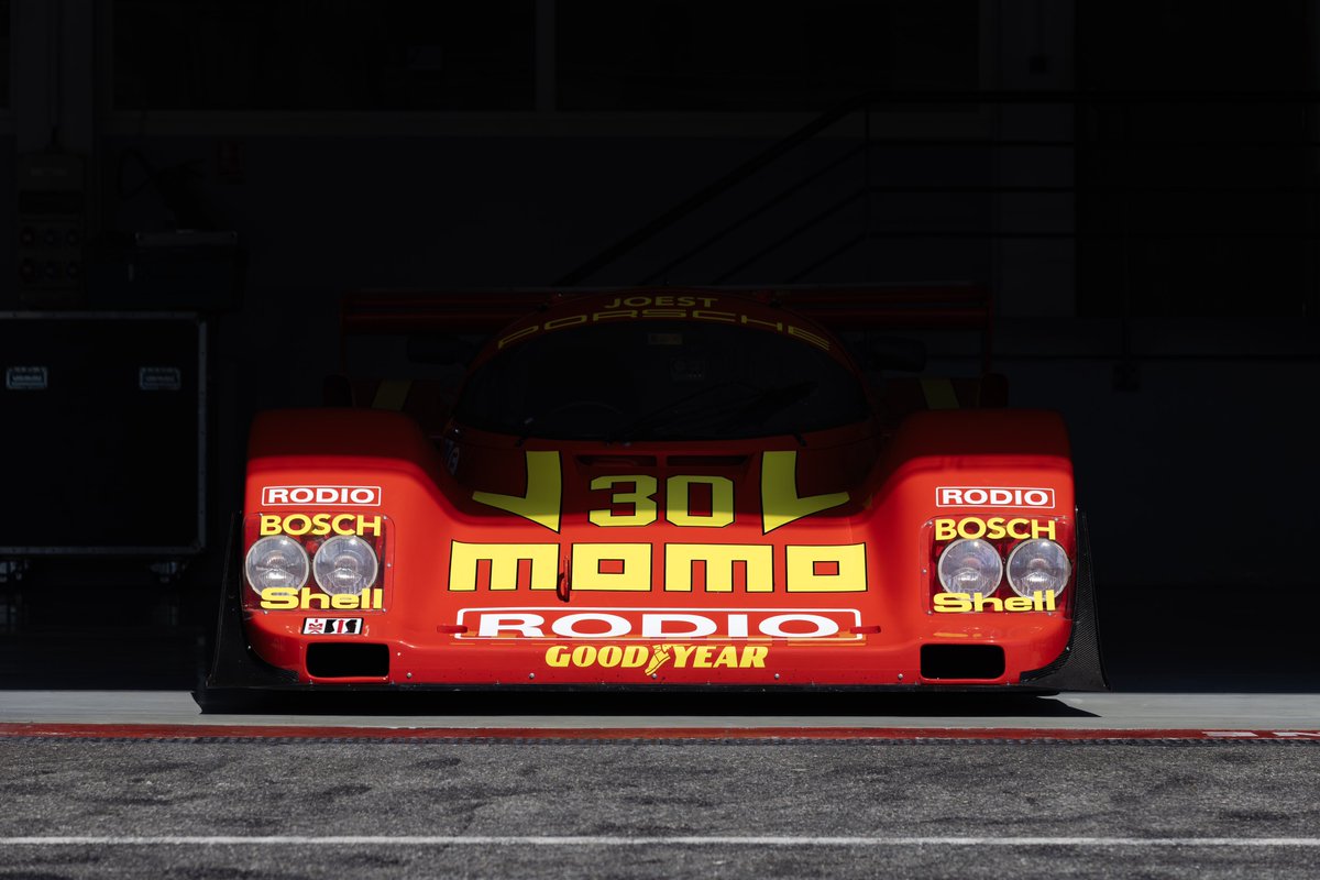 robertovery's tweet photo. MEET IN THE MIDDLE 
#IMAGEBYOVERY For Two Tenths Publications 
#GroupCracing #Porsche962
#DixMilleTours 
#PeterAuto #TwoTenths https://t.co/yIwX7pjiKM