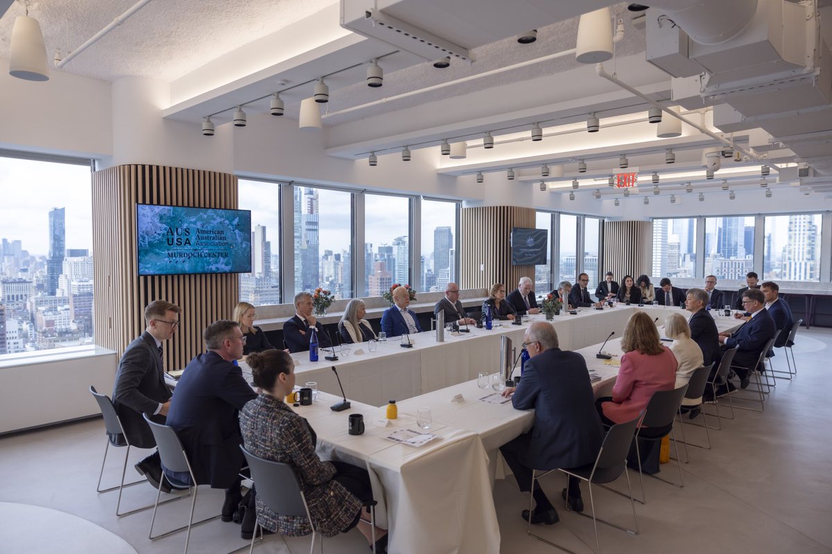 SenatorWong's tweet photo. The American Australian Association works across all aspects of our Alliance to bring our two countries closer together.
This morning they gathered a number of business leaders for a discussion about the global investment environment and the opportunities for Australia in the US. https://t.co/Ka08lStj4P