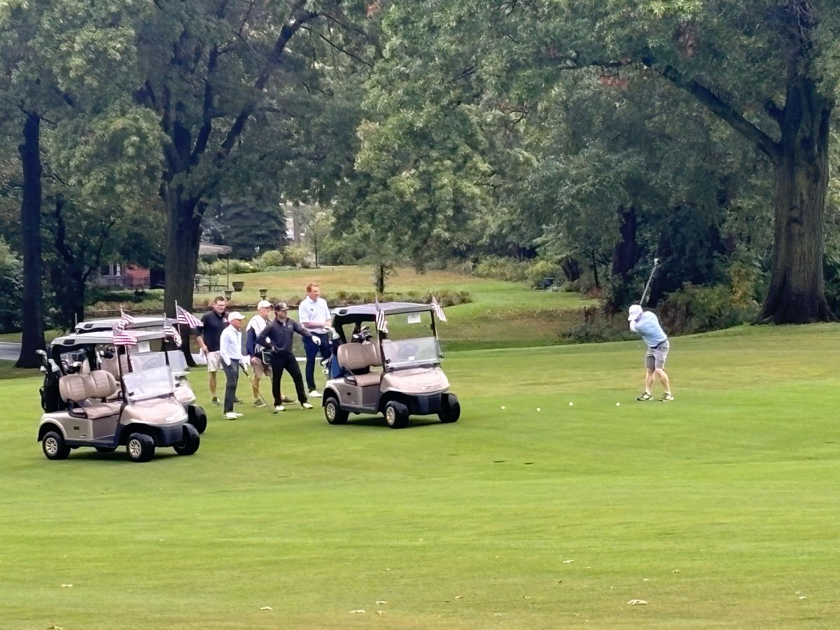 VFRFoundation's tweet photo. Having a blast at the 3rd Annual VFR Foundation Golf Outing! Check out these amazing shots of our golfers and Howling Heroes. Thank you to all our sponsors for making this day possible! 🏌️‍♂️🐾 #VFRGolfOuting #HowlingHeroes #VeteransSupport https://t.co/puUHNaWaf8