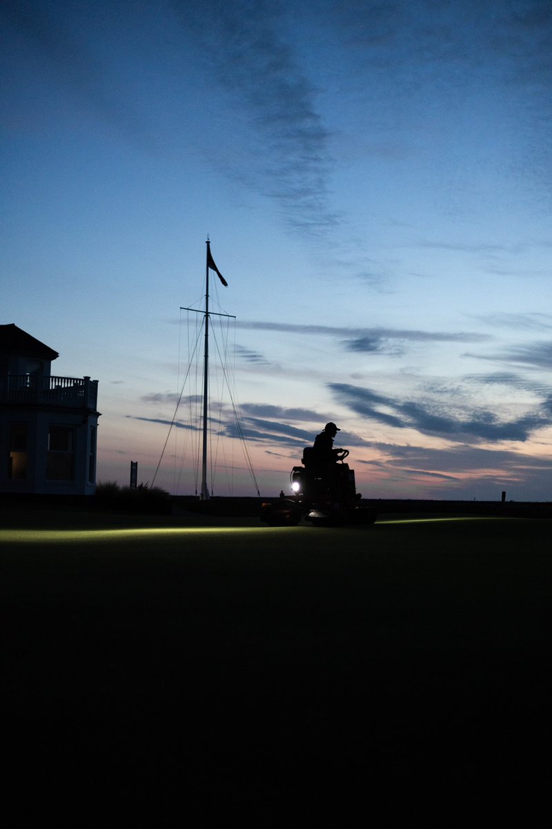 Royal Cinque Ports Golf Club (@rcpgolfclub) on Twitter photo Dawn in Deal. Dawn in Deal.