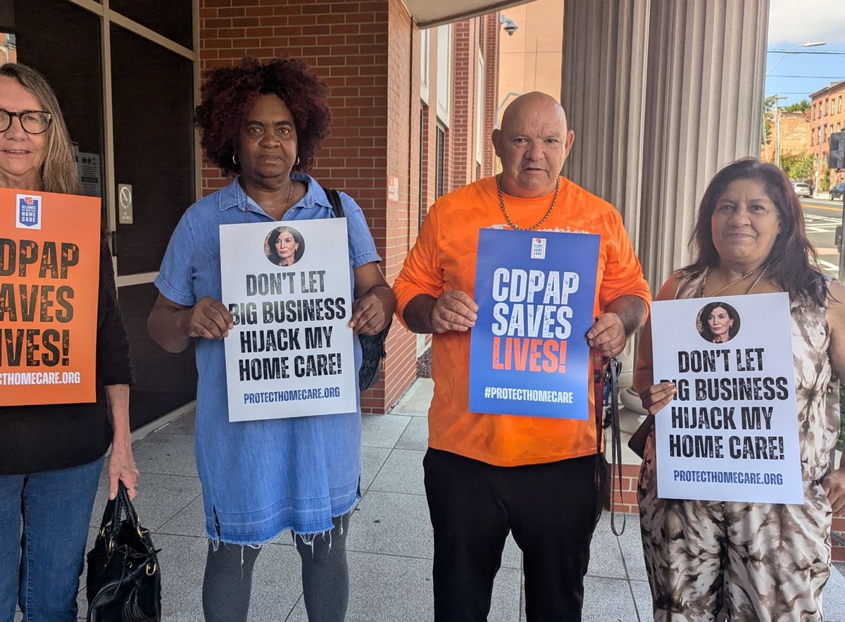 CDPAANYS's tweet photo. On 9/20, Judge Amy Joyce heard argument in Albany Family Court re: 2 lawsuits against @HealthNYGov regarding the 8/1 PMPM &amp; the Single FI. An expedited decision is expected soon.

So many consumers/PAs came to the courthouse that they couldn't all fit!

#ProtectHomeCare #SaveCDPA https://t.co/6zLeaHfXpT