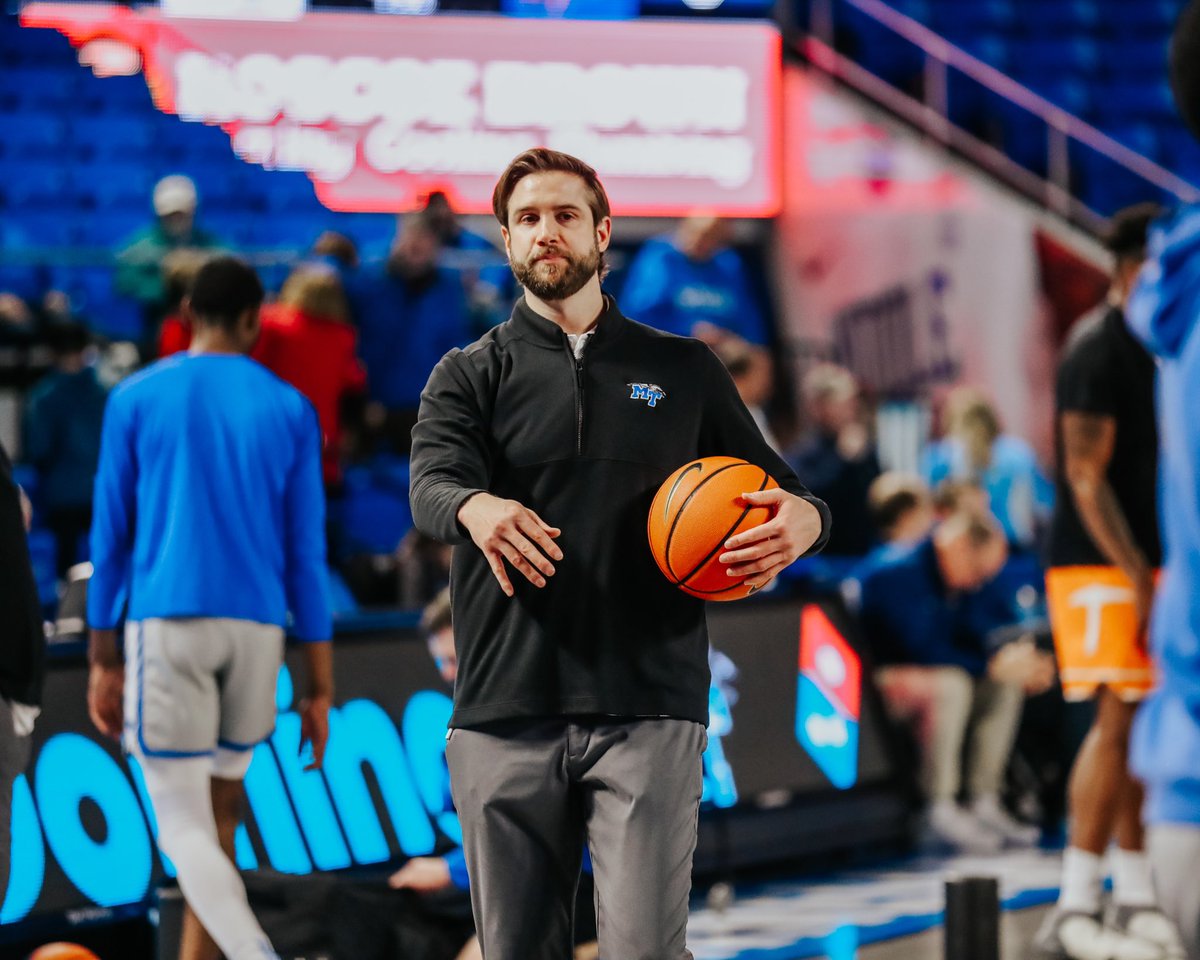 Join us in wishing our Assistant Coach Logan Johnson a happy birthday 🥳