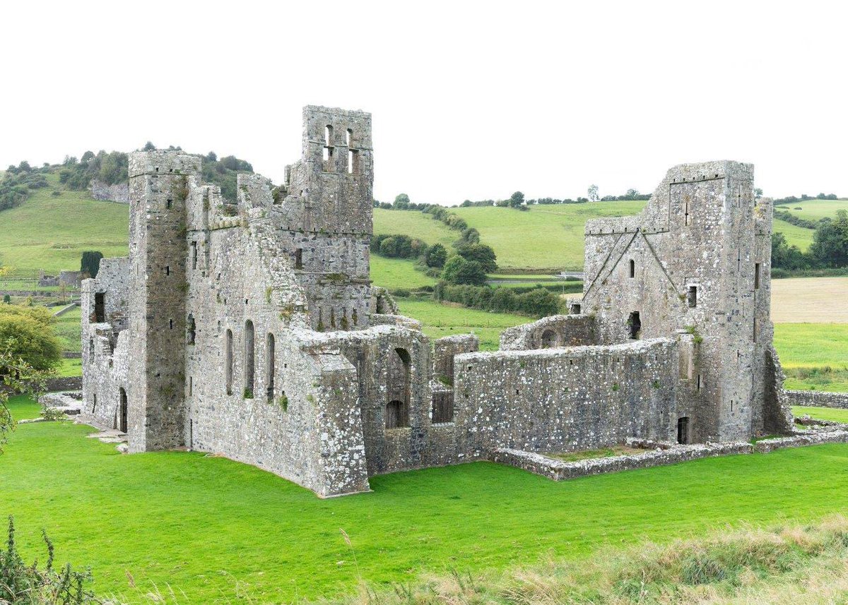 UAS members had a lovely time in County Westmeath from 8th-11th Sept. So many sites visited including Fore Abbey, Belvedere House and the Hill of Uisneach. A highly recommended county to visit! Keep an eye out for news on further trips. 😜