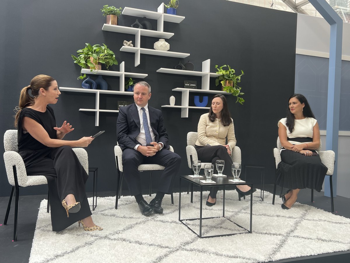 ClarivateAG's tweet photo. "It is pertinent that we ensure #GenAI is developed in collaboration with the academic community," Janet Stemberger from @Clarivate said at a @WSJ panel of leaders from EdTech, FinTech, and RegTech.

Learn more about #WSJ #JournalHouse and the event: https://t.co/W2ek6nYTSU https://t.co/4oB8ZziFjZ