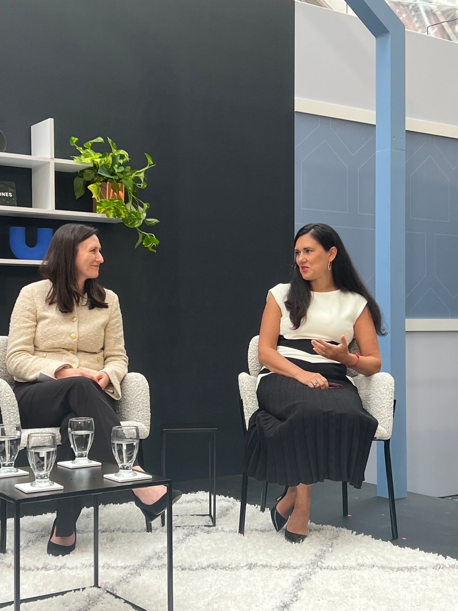 ClarivateAG's tweet photo. "It is pertinent that we ensure #GenAI is developed in collaboration with the academic community," Janet Stemberger from @Clarivate said at a @WSJ panel of leaders from EdTech, FinTech, and RegTech.

Learn more about #WSJ #JournalHouse and the event: https://t.co/W2ek6nYTSU https://t.co/4oB8ZziFjZ