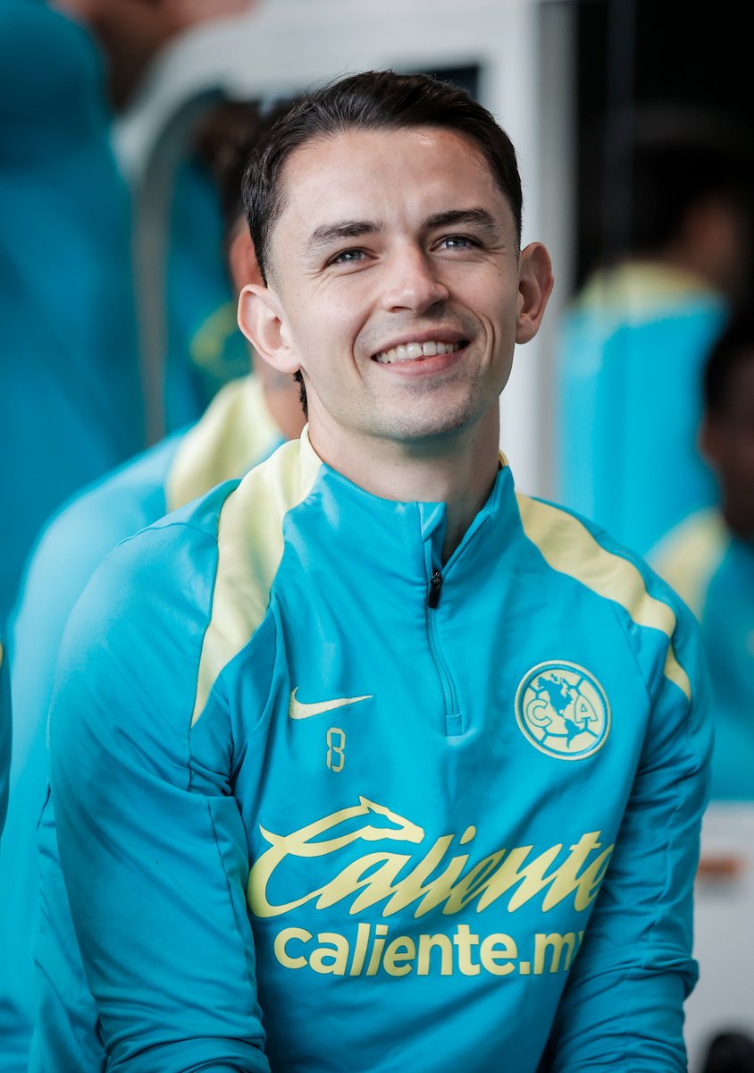 ClubAmerica's tweet photo. Buen día 🦅🤩 https://t.co/lQ4tzU24Hu