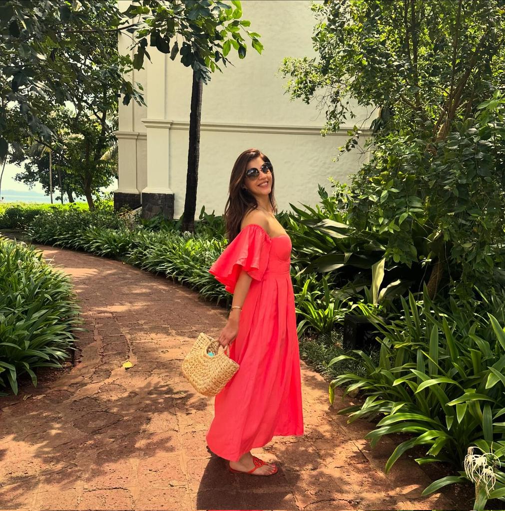 GYLFo_taoAAGYCd?format=jpg&name=medium