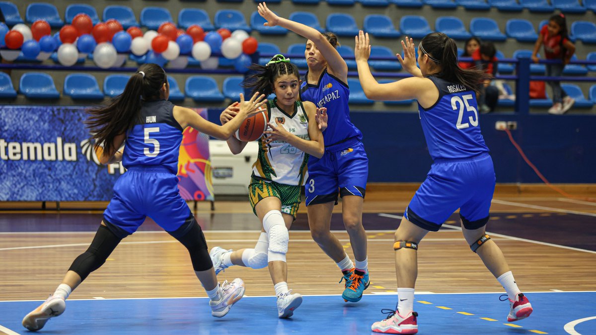 🏀💙 Los Juegos Deportivos Nacionales categoría U16 dejaron imágenes emocionantes sobre la duela del Gimnasio Teodoro Palacios Flores

Acá la galería 👉📸 flic.kr/s/aHBqjBJErR

#PasiónPorGuatemala #Baloncesto #JDN #JuegosNacionales <a href="/fnbgoficial/">Federación Nacional de Baloncesto de Guatemala</a>