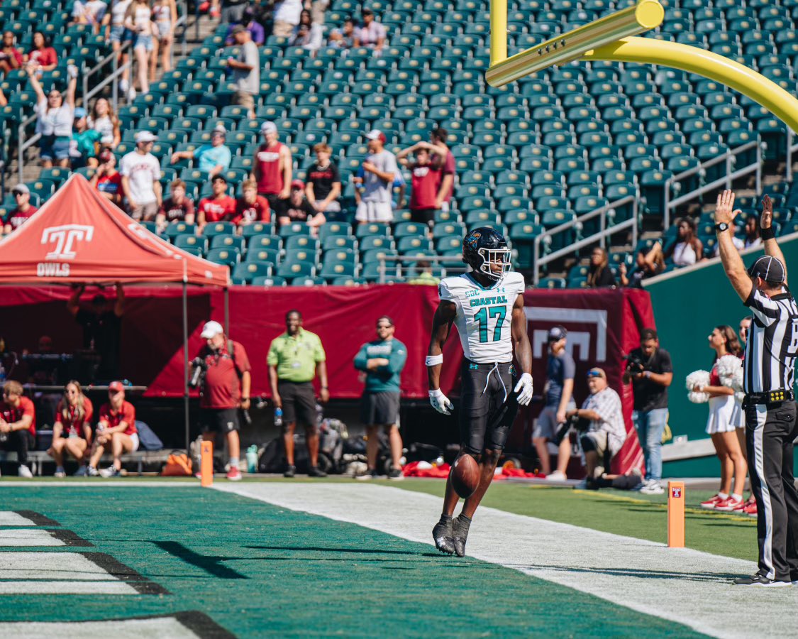 humanlocksmith's tweet photo. Blessed to receive an offer from THE Coastal Carolina University❌

#GS #BeltBoyz #1of1 https://t.co/EZYsteUXQA
