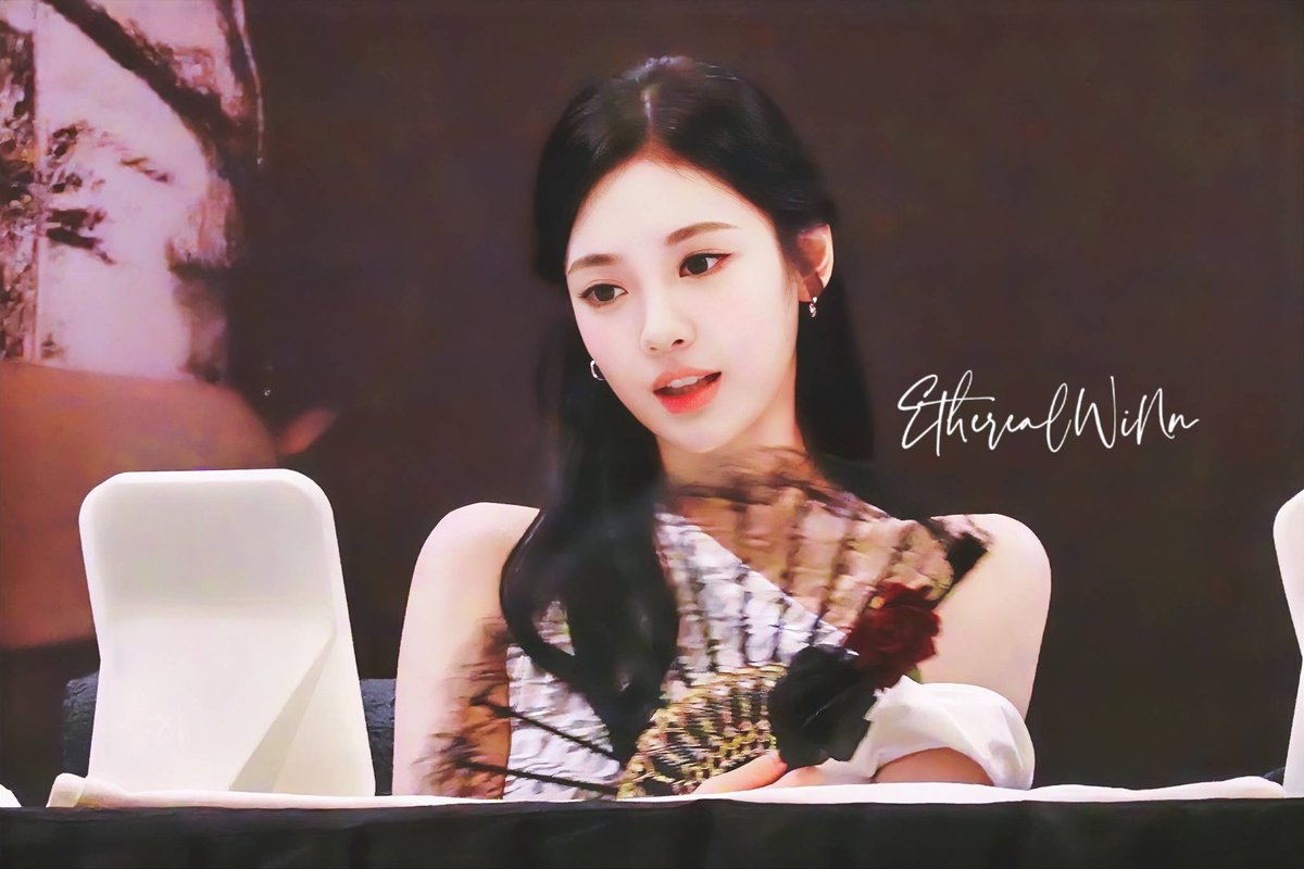 🖤🖤🖤🖤 
📸 EtherealWiNn