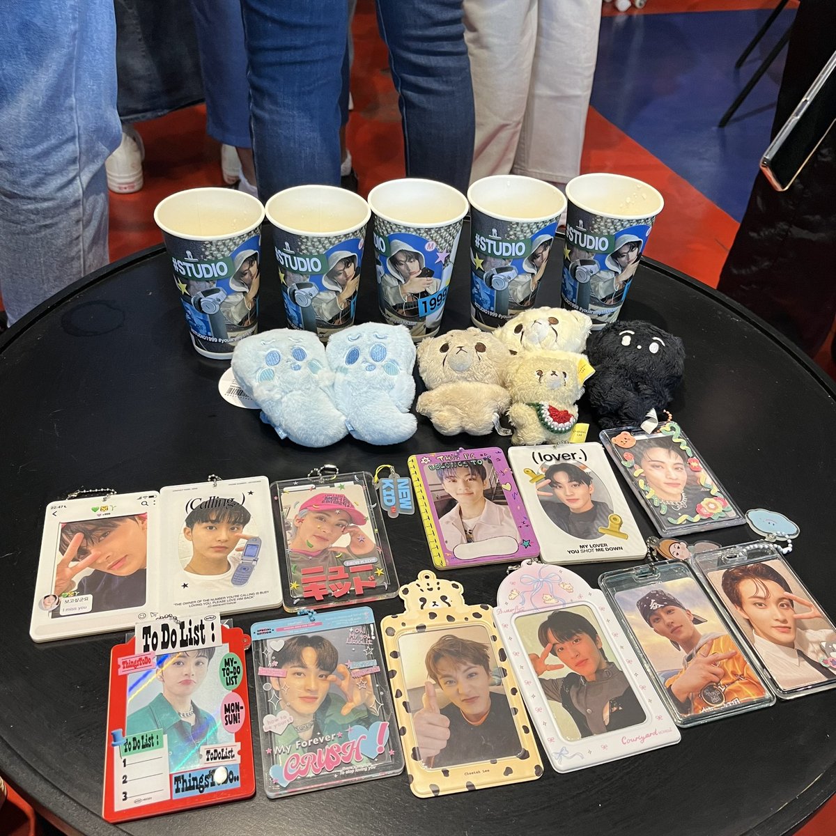 aeon8ie's tweet photo. . 𖦹˙ 🩵 #STUDI01999 𝄞𓂃 ࣪˖ ִֶָ ⭐️*◞
ㅡ an event by @99sheartthrob
finally got a chance to came to this cool event! had so much fun here & got new friends also, so happy!! <3 definitely will come again for the next event Ⓜ️👀🤟🏻🖤 #STUDIO1999 #youaremyMARKstar https://t.co/Cn8adDaNRX