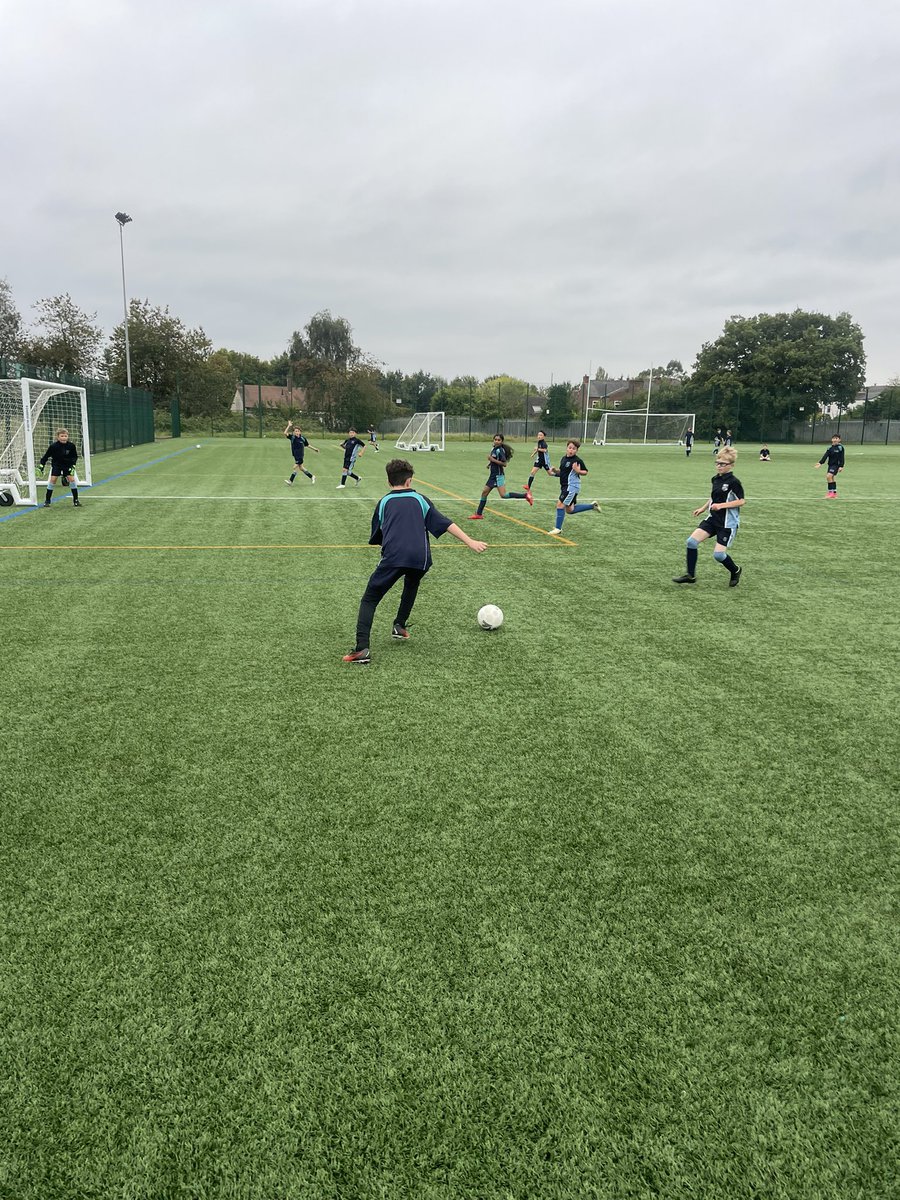 LittleLeverSchoolPE tweet media