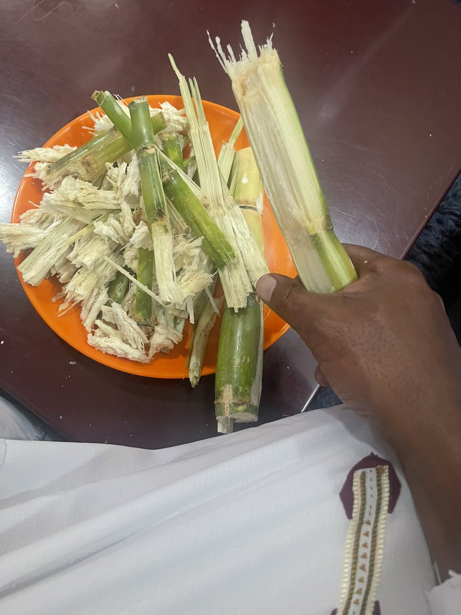 skaheru's tweet photo. You delayed #SnackTimeUG has ended for today! https://t.co/o8NTIJDdSp