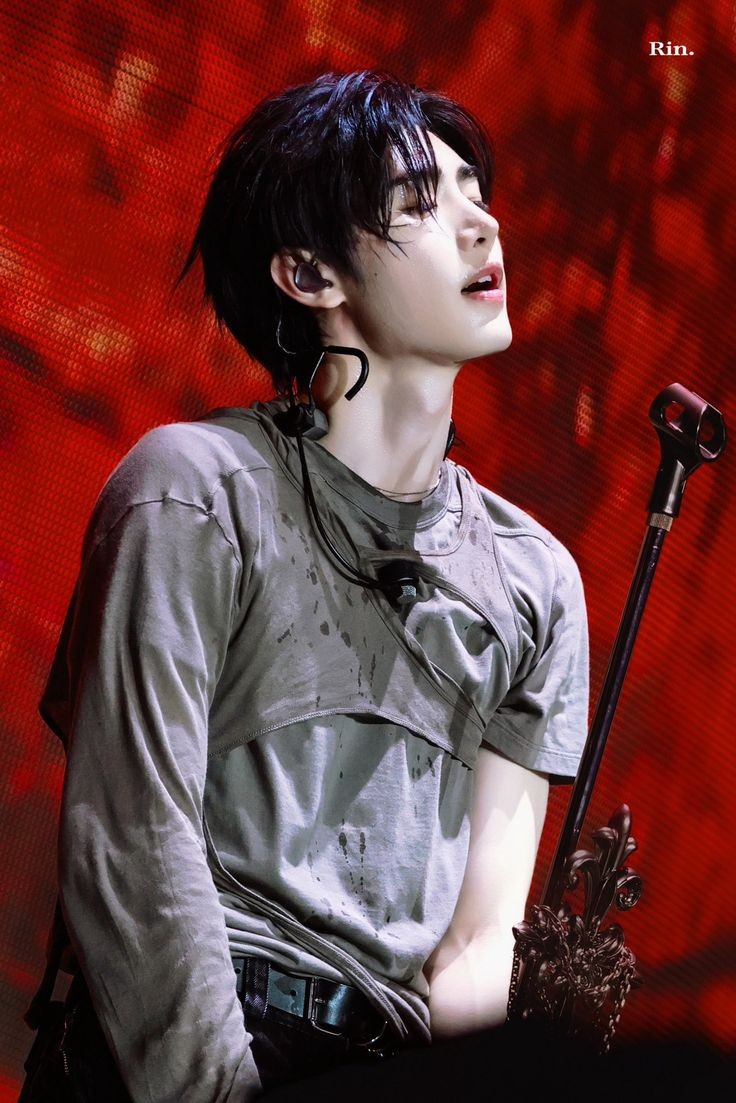 hoonvein's tweet photo. sunghoon's left median cubital vein https://t.co/LsyBmvjq2D