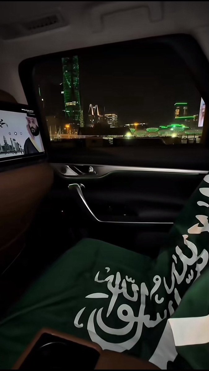 xn28n's tweet photo. جعل دارٍ سيّس أركانها " آل سعود "
ماتشوف البأس على مَر السنين ..

 #اليوم_الوطني_السعودي_94 🇸🇦 https://t.co/xoL1Da9u6R