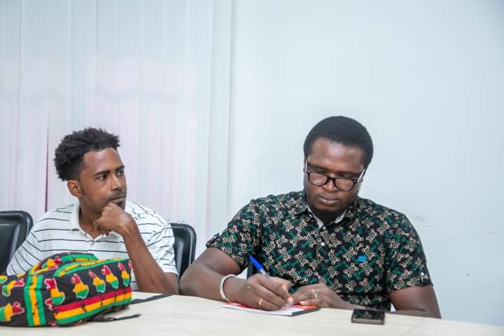 GquiOse's tweet image. 1ère journée des rencontres #PInnovGn sur l&apos;𝐈𝐧𝐧𝐨𝐯𝐚𝐭𝐢𝐨𝐧 𝐞𝐭 𝐥𝐚 𝐏𝐫𝐨𝐩𝐫𝐢𝐞́𝐭𝐞́ 𝐈𝐧𝐭𝐞𝐥𝐥𝐞𝐜𝐭𝐮𝐞𝐥𝐥𝐞 !  Une journée inspirante qui a permis aux jeunes innovateurs d&apos;acquérir des outils essentiels pour protéger et valoriser leurs créations
#Ablogui #GquiOse