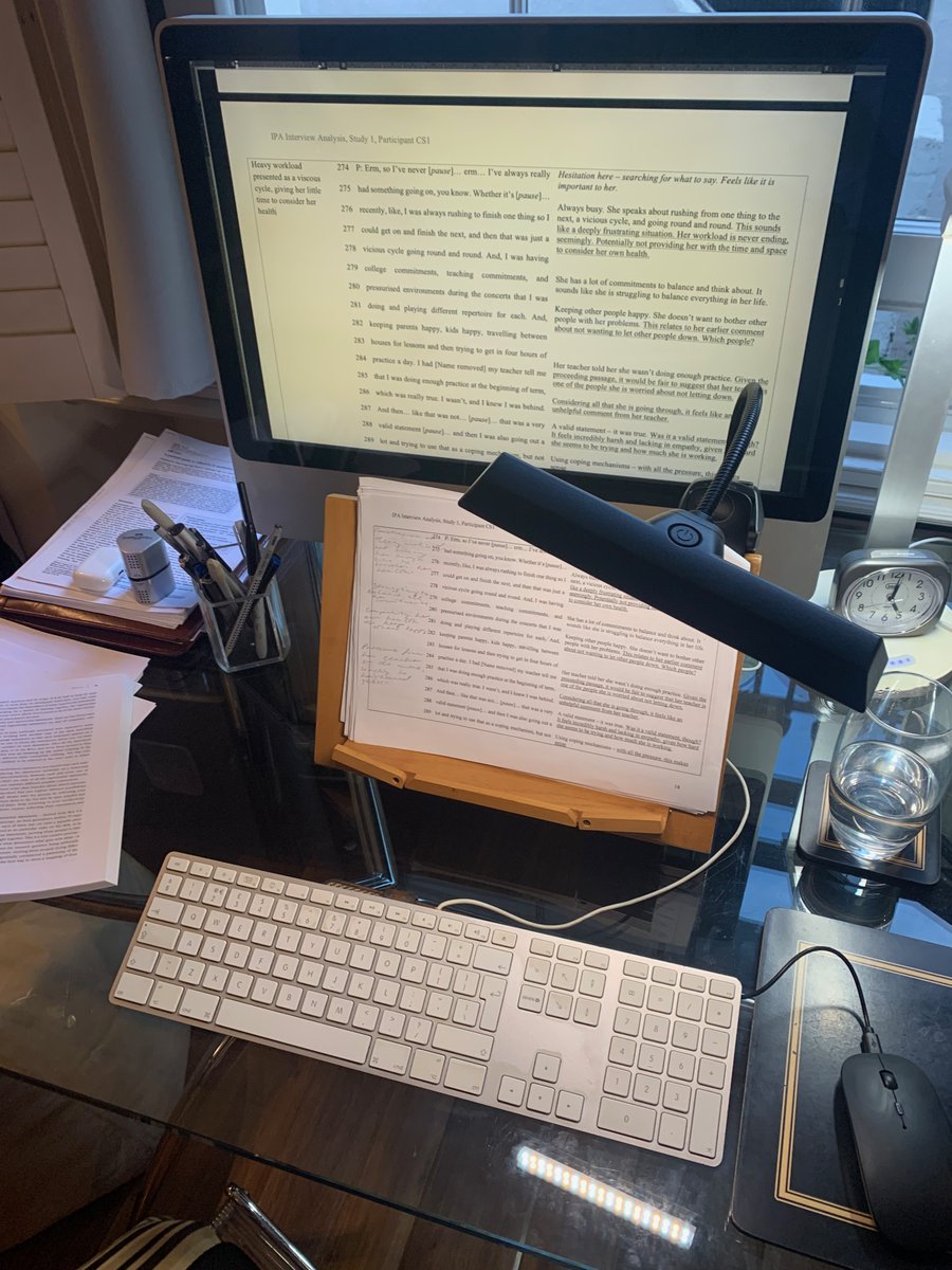 Continuing my Interpretative Phenomenological Analysis (IPA) research this week, with a focus on a crucial transition in the IPA process: moving from developing exploratory comments to shaping experiential statements 🖋️💡

#QualitativeResearch #IPA #ResearchMethods