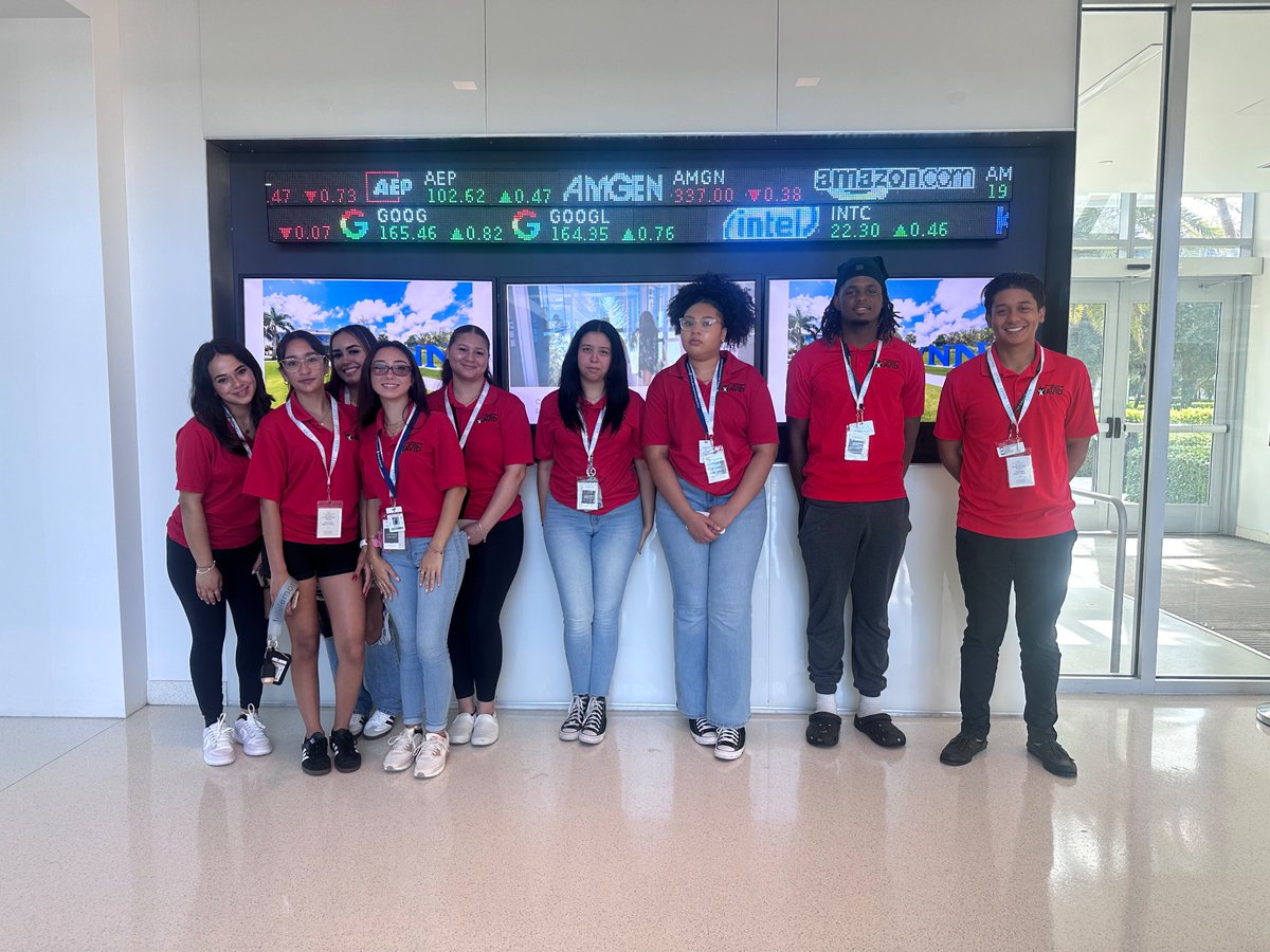 SeedeenNihara's tweet image. College Tour @LynnUniversity for the AVID 4 ( seniors ) .
#collegelooksgoodonyou
#collegeispossible 
#whatwillyouimpact
#AVIDIMPACT