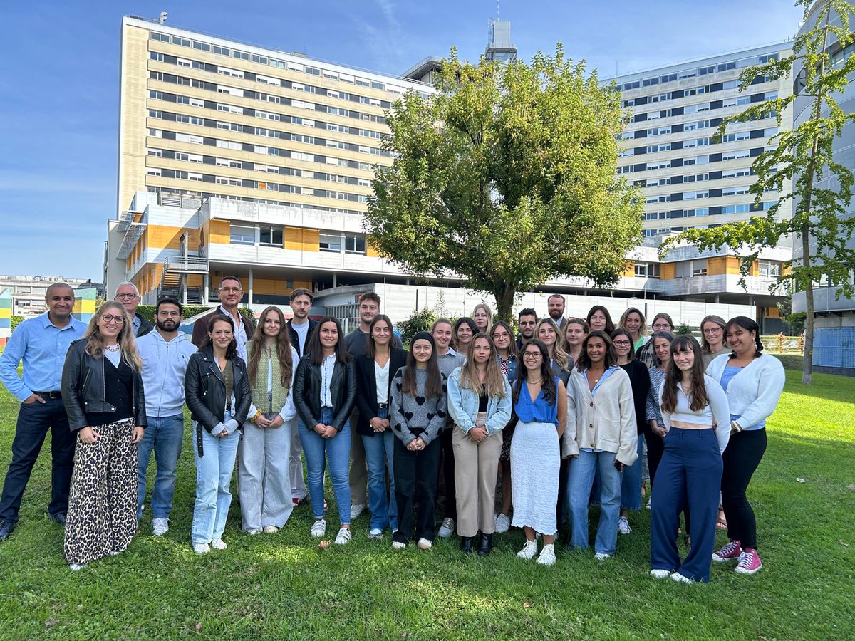 [Welcome] [C'est la rentrée]

Bienvenue à nos 29 étudiants en 𝐦𝐚𝐬𝐭𝐞𝐫 𝟐 𝐌𝐚𝐧𝐚𝐠𝐞𝐦𝐞𝐧𝐭 𝐝𝐞𝐬 𝐨𝐫𝐠𝐚𝐧𝐢𝐬𝐚𝐭𝐢𝐨𝐧𝐬 𝐦𝐞́𝐝𝐢𝐜𝐚𝐥𝐞𝐬 𝐞𝐭 𝐦𝐞́𝐝𝐢𝐜𝐨𝐬𝐨𝐜𝐢𝐚𝐥𝐞𝐬 (𝐌𝐎𝐌𝐌𝐒) !
Toute l'équipe pédagogique leur souhaite une très bonne année !