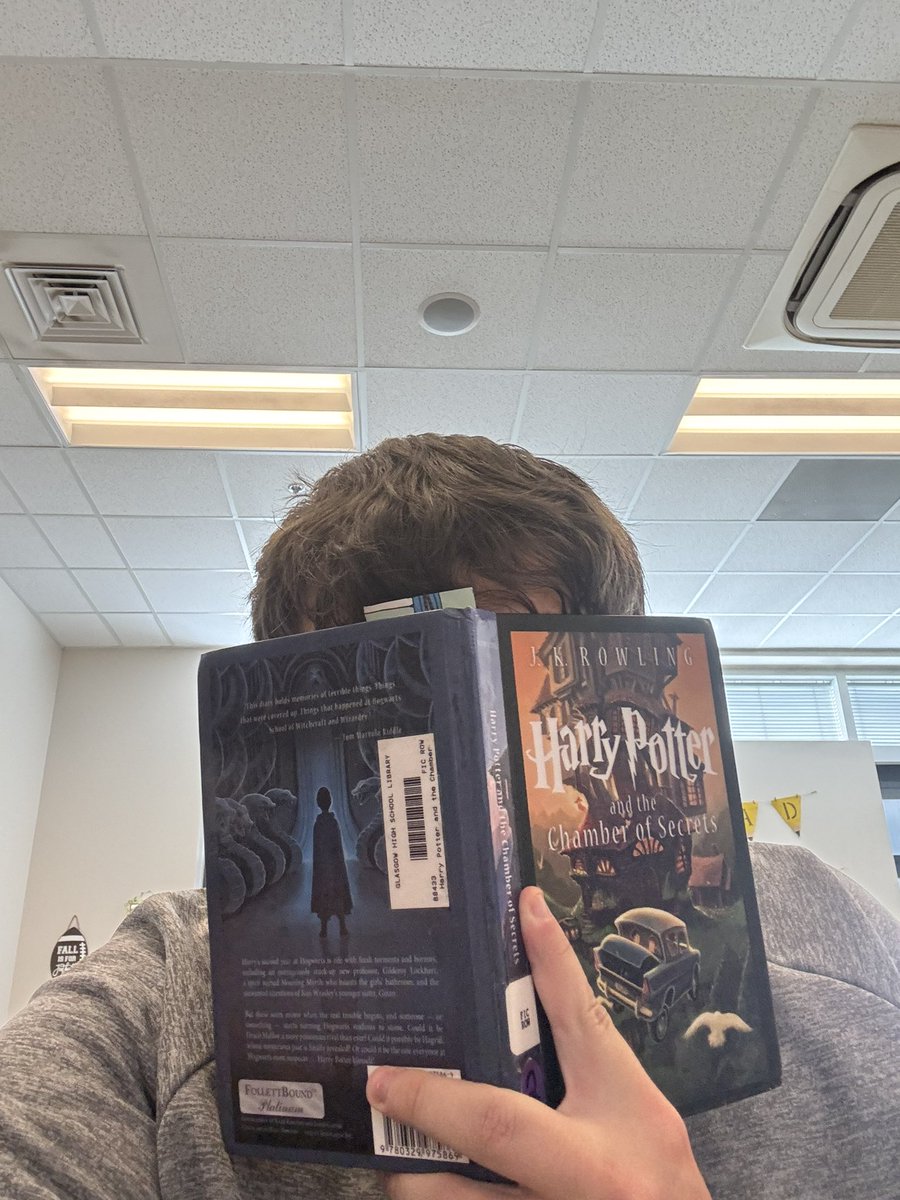 Logan White tweet media