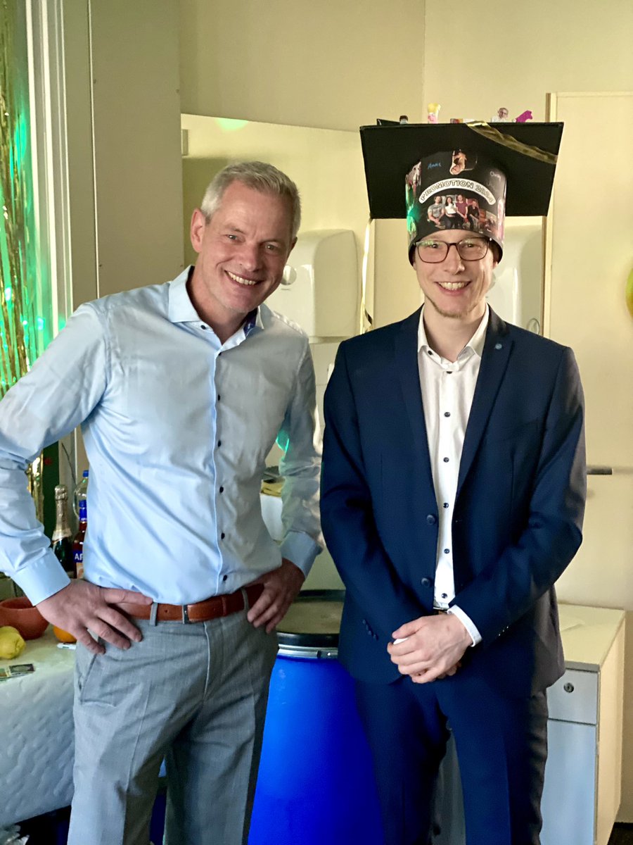 Big congratulations to Anton Bleisch (<a href="/a_bleisch/">Anton Bleisch</a>) for successfully defending his #PhD! 🎉 His research on scaffold optimization of #PPAPs was impressive, and we wish him all the best for his future journey. Onwards and upwards, Dr. Bleisch! 

@TUD_Science, <a href="/tudresden_de/">TU Dresden</a>