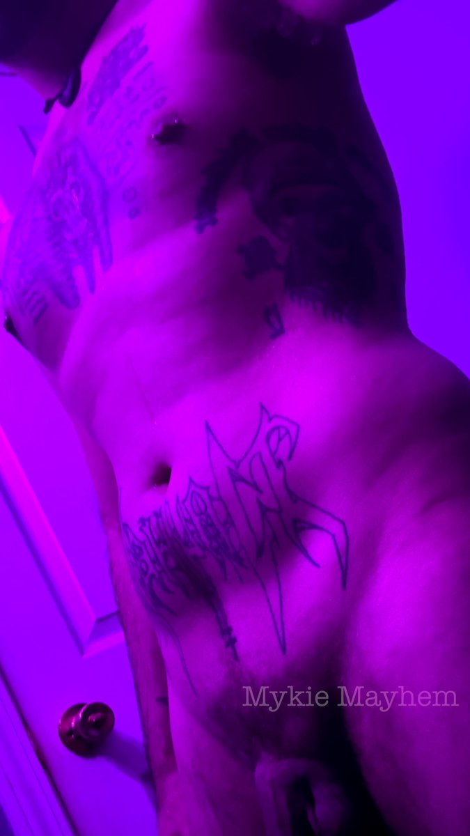 Mykie_Mayhem's tweet photo. Hope everyone had a good weekend! https://t.co/voqeZXi9I4