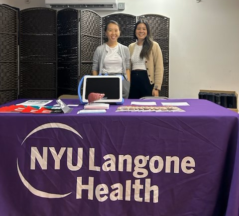 Our <a href="/nyulangone/">NYU Langone Health</a> hepatologists <a href="/FengSu_MD/">Feng Su</a> and Linda W. Law, MD at the Community Resource Fair this past week in Manhattan #Chinatown. It was such a pleasure to partner with community organizations <a href="/iss_nyc/">Immigrant Social Services</a> and <a href="/LESC_NY/">Lower Eastside Service Center</a> to provide #liver health education to our community