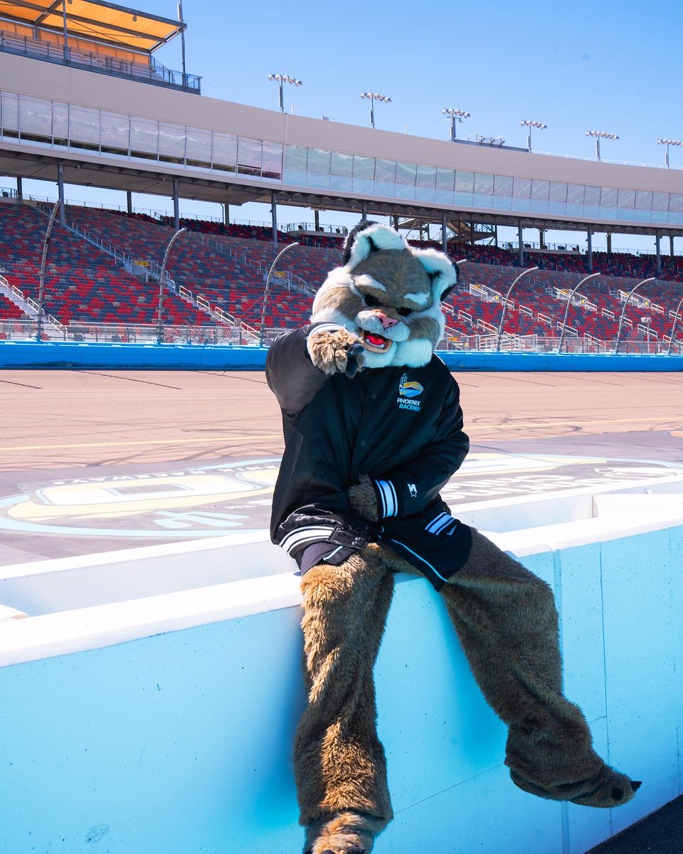 Who else is ready for NASCAR Night tomorrow at the <a href="/Dbacks/">Arizona Diamondbacks</a>? 💥