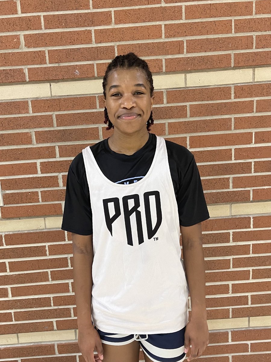 Relevant_PRO's tweet photo. ‘26 @LondonReyes76 (North Cobb) is an attractive forward prospect that rebounds well, runs the floor and finishes around the rim at a high rate.

However, with a 4.4 GPA, college coaches should be take a serious look✔️

📌@PRO_Movement1 
📌@Jarrett_PRO

#PRO
#FallFastbreak https://t.co/ewxcq84efI