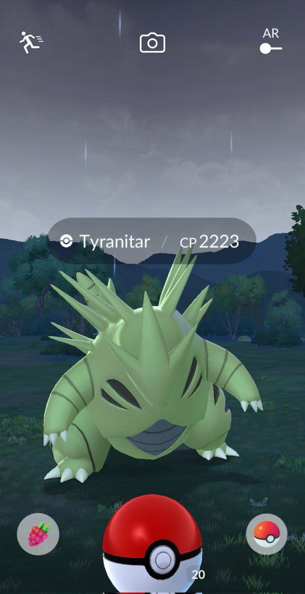 Hackerboy__'s tweet image. Wild Nundo TTar 😱😨

#PokemonGo #Nundo #Tyranitar