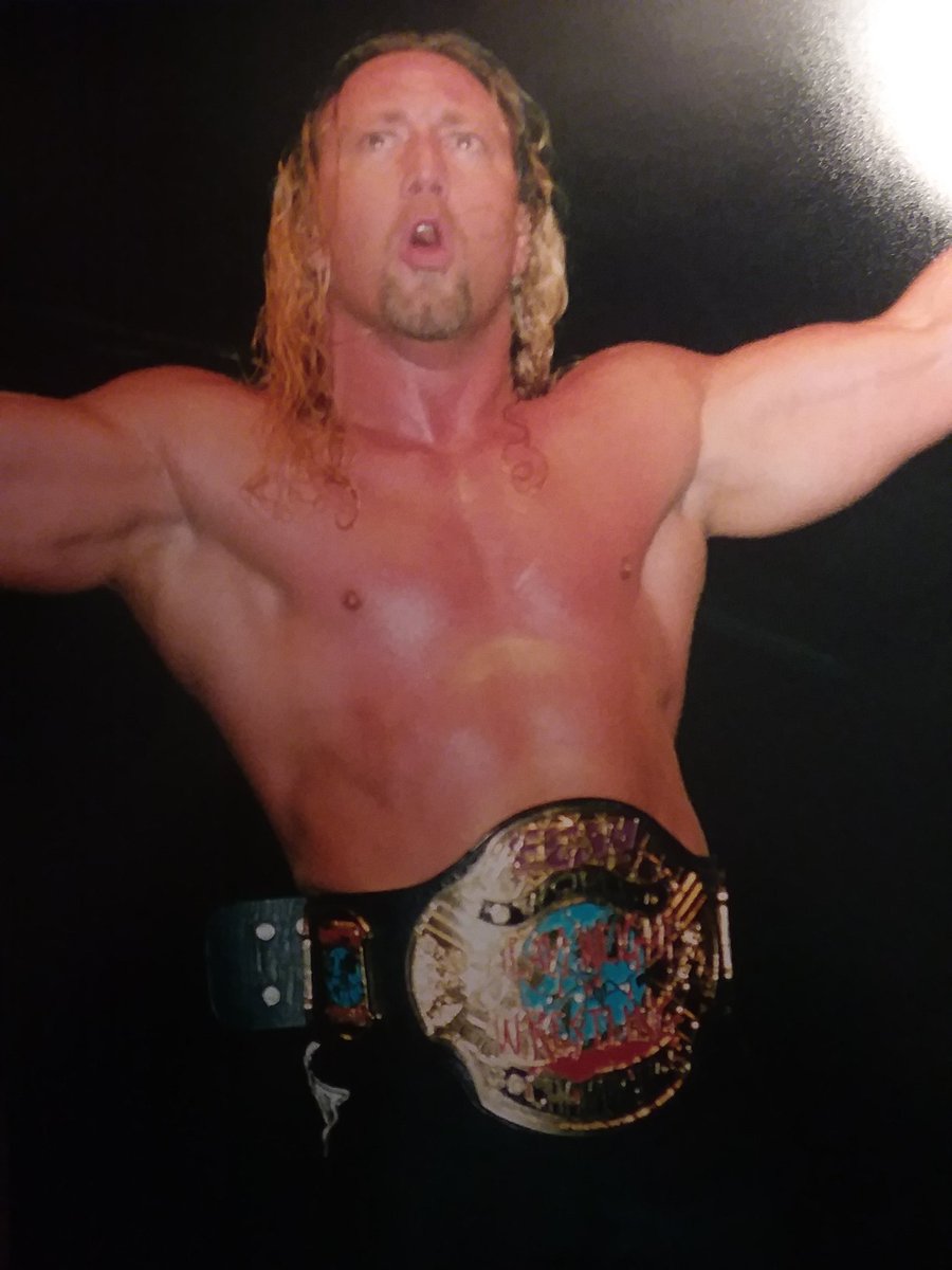 snowman4217's tweet image. A few pictures from my PC from that night and match
@itsjerrylynn @ECWDivaFrancine @Szzandman @KINGCorino 
#ECW #November2Remember