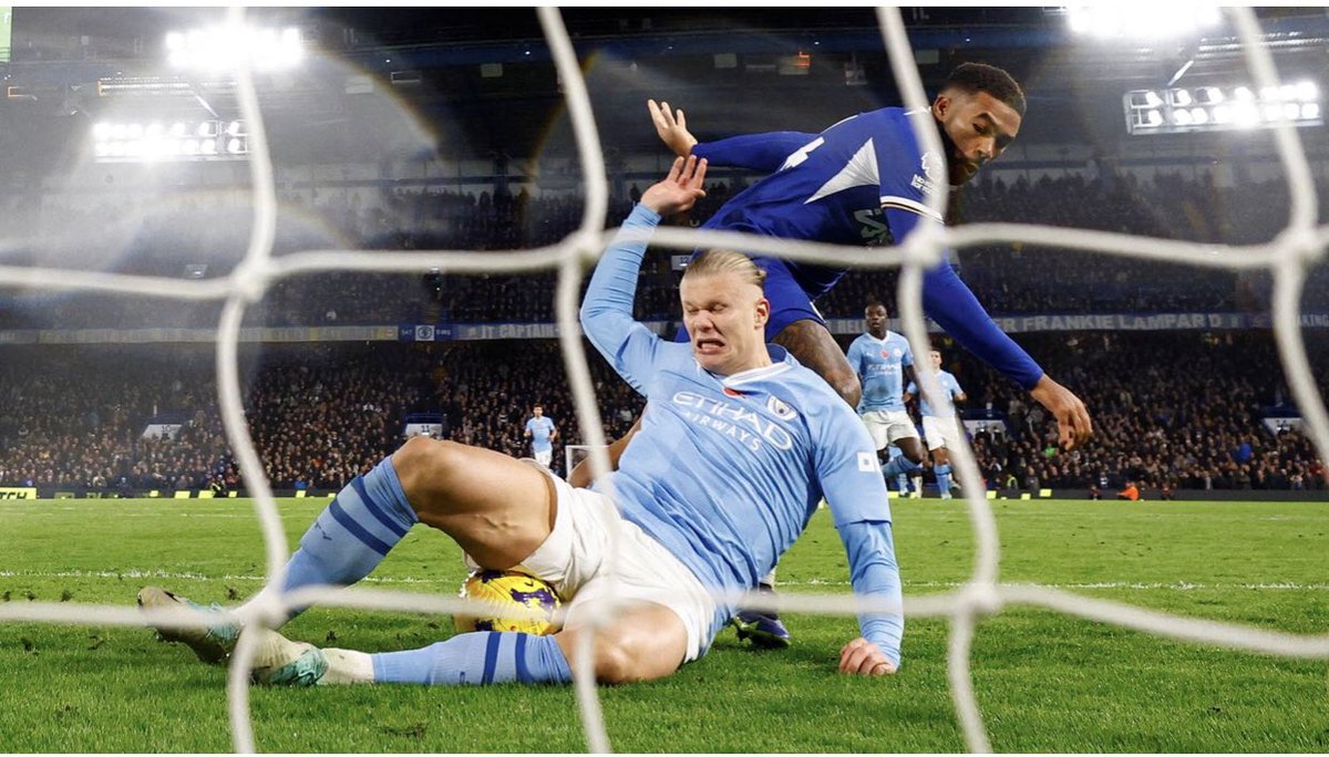 GemyDoo's tweet photo. @premierleague @ManCity @erling There’s a one scored by his dick against chelsea you didn’t mention ,to complet the 100 https://t.co/IFgfwGqT8H