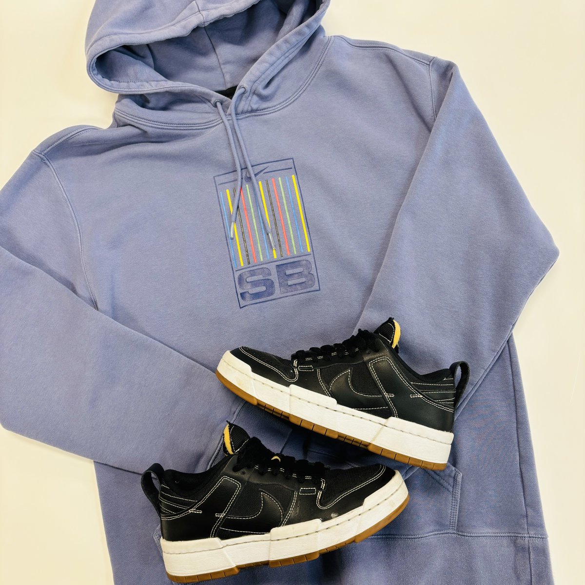 platosankeny's tweet photo. Plato’s is your best option for back to school shoes and sweatshirts 😊
———
#gentlyused #platoscloset #thriftedfashion #thriftedootd #brandsforless #brandname https://t.co/orDUOYbOi2
