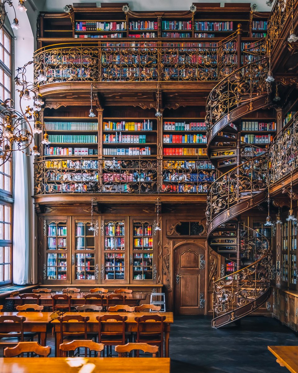 JamesLucasIT's tweet photo. What's a book everyone should read? https://t.co/zAtkRNlZ0I