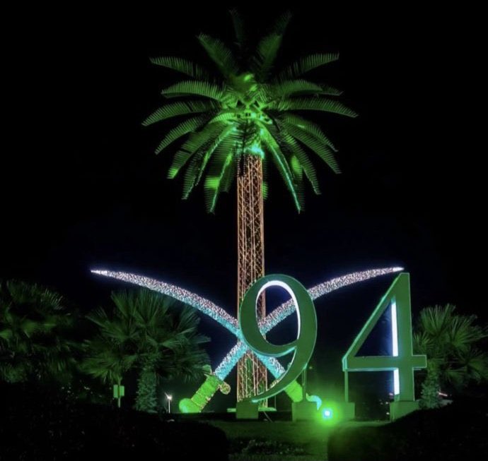 midi26849514's tweet photo. كل عام والمملكة العربية السعودية في ازدهار  وتقدم دومتم في حفظ الله ورعايته 🌹🌹🌹 https://t.co/HSNhsCac83