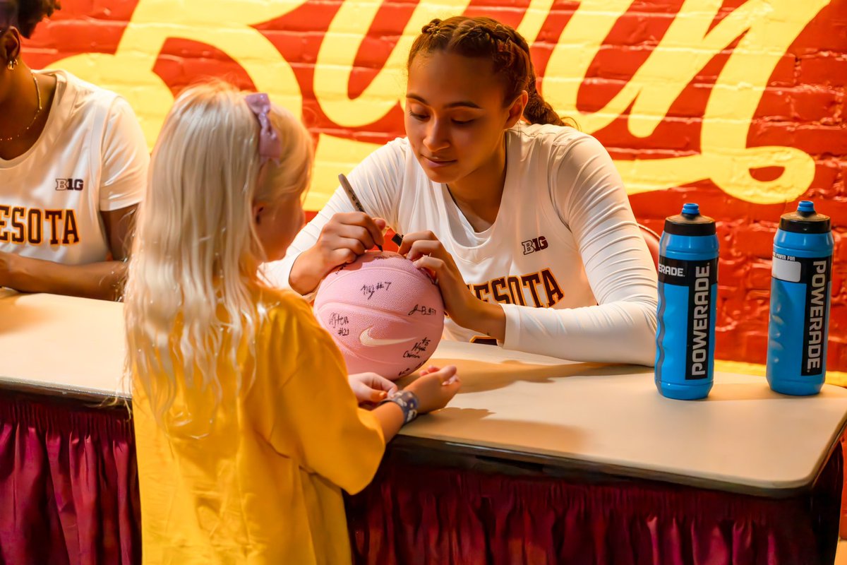 CoachDawnP's tweet photo. Had a GREAT time with our Lil’ Gophers yesterday!! There is still plenty of time to sign up &amp; gain the benefits associated with this program - most notably getting to know our special young ladies on our GopHER Women’s Basketball Team!!

https://t.co/E2tRNgSBgx https://t.co/eX5s7v1yi0