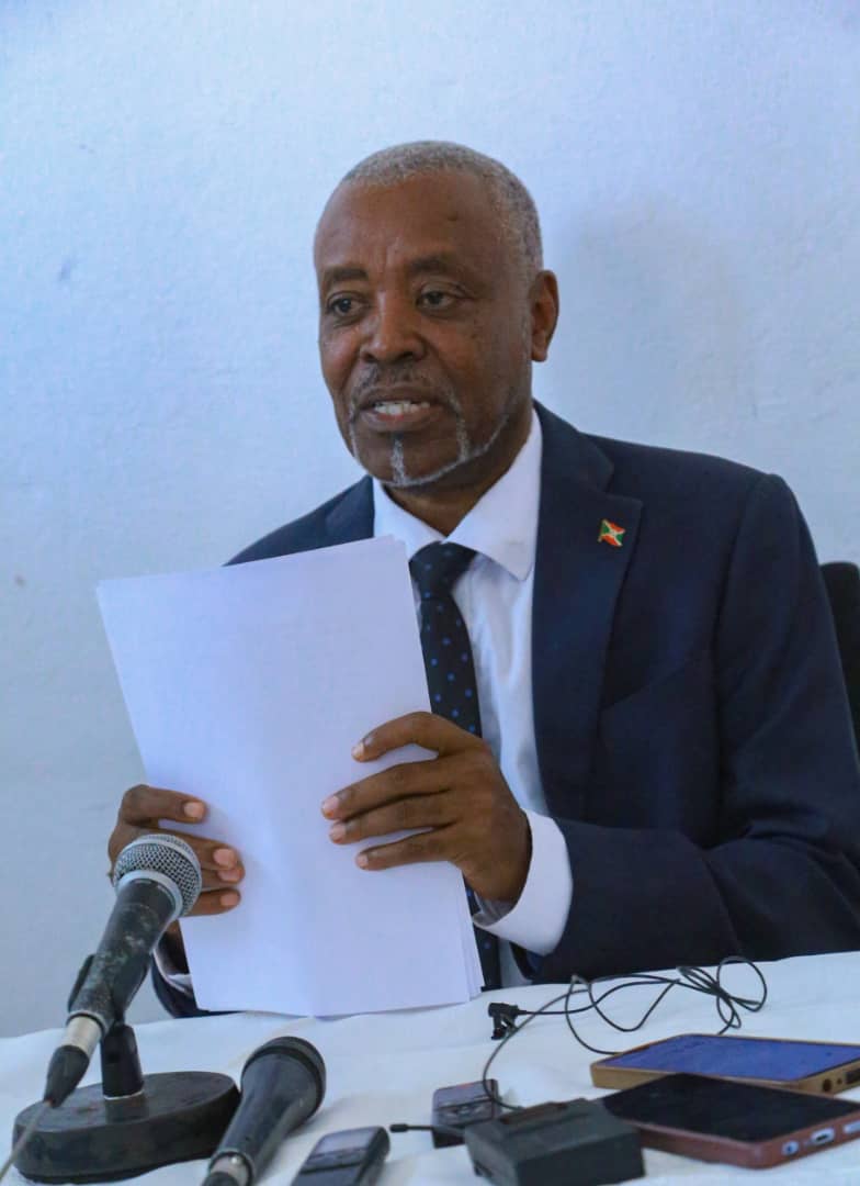 BuntuTv's tweet photo. #Burundi: La journée internationale de la paix édition 2024 se célèbre quand le pays est en paix. @ONPGH21 fait le constat. Le président de cet observatoire nationale est persuadé que la jeunesse devrait savoir d'où est venue cette paix afin de la préserver.
@NtareHouse 
@ONPGH https://t.co/8LOgscPfrP