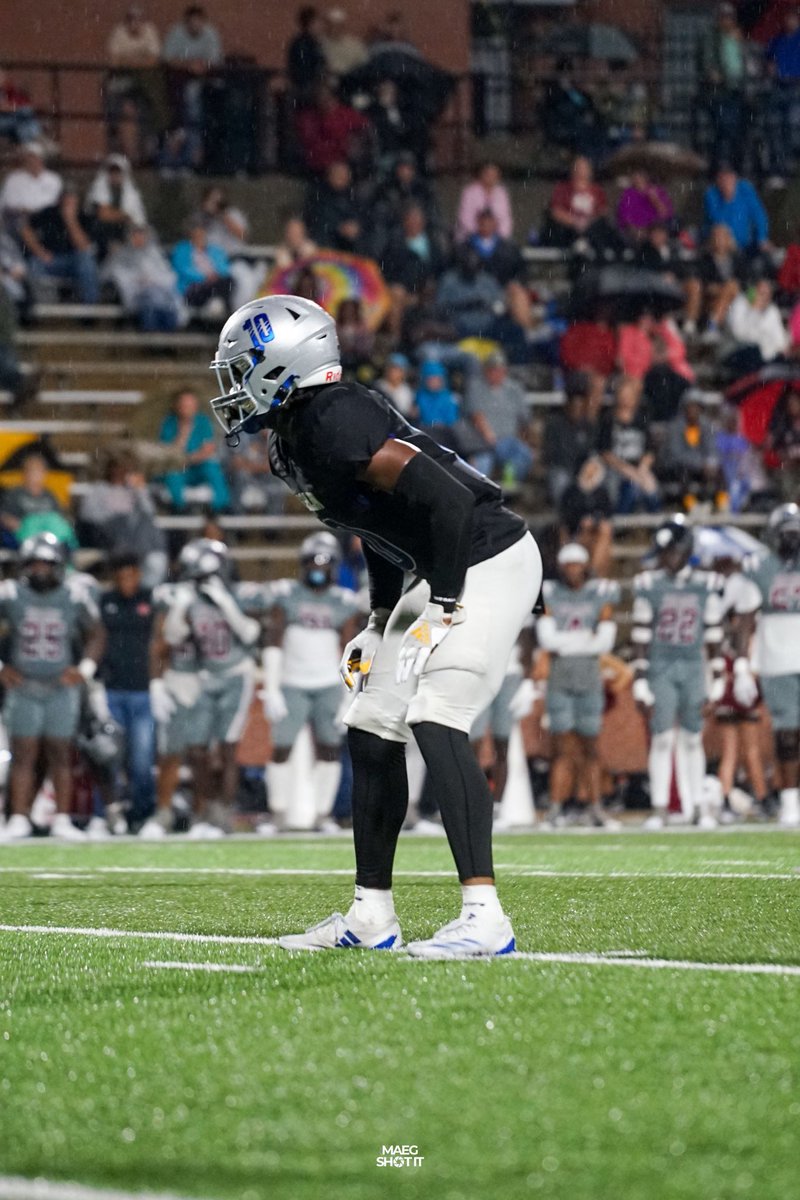 hudl.com/v/2QBEW8

4game tape #JUCOPRODUCT 💙🤍
#GratefulHeart