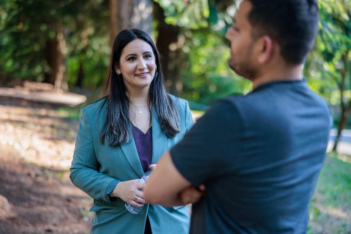 reah4burnaby's tweet image. Many folks are worried about our healthcare. Rustad’s $4.1B healthcare budget cut plan is dangerous. We will expand access to healthcare - allowing pharmacists to diagnose and treat minor illnesses so families can access the care they need more quickly. #bcndp #actionforyou