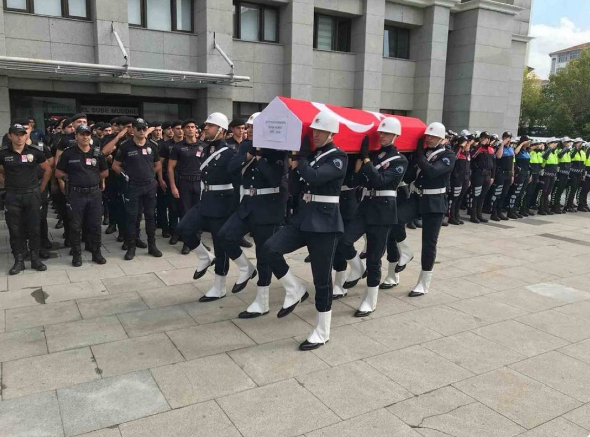 huzmeplatform's tweet photo. Ey akıl sahipleri! KISASTA sizin için hayat vardır.
(Bakara - 179)

#polis https://t.co/FmJ92vz7Rn