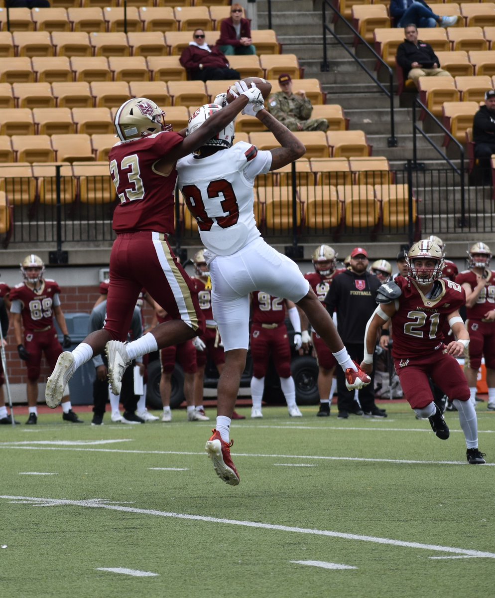 First 3 games tape!!! 6’5 TE🔥<a href="/Abaskerville_7/">Coach Baskerville</a> 

hudl.com/v/2QBdma