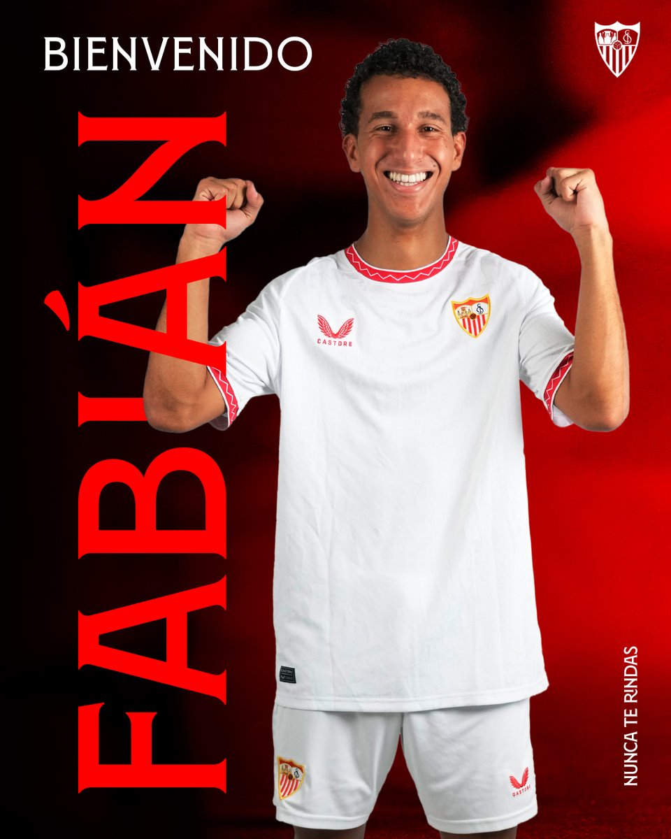 Academy_SFC's tweet photo. 🖋️📕 Bienvenido Fabián 🇵🇷 #InternationalTeam https://t.co/R5W60HNRRz