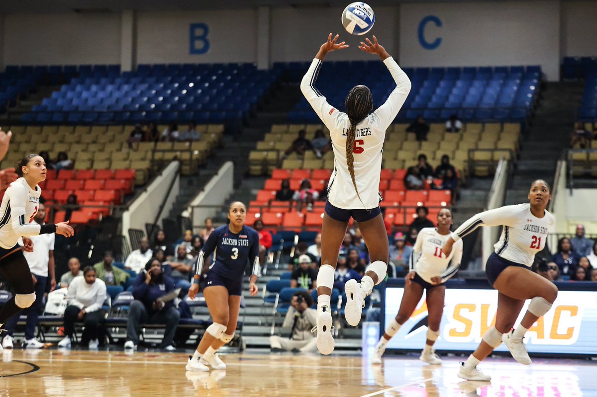 naijagadis's tweet photo. @GoJSUTigersVB First conference match Friday (9/27) at 6pm in the AAC vs. FAMU!! Let’s show out Tiger Nation! 💙🤍 #TheeILove #JacksonState #RepostandShare #HomeGame https://t.co/tsNrvmgysy