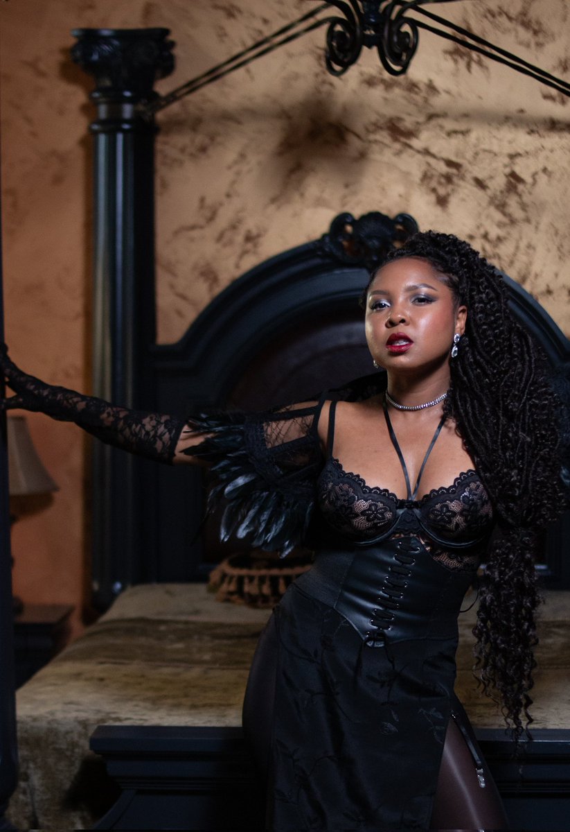 miuhaiti's tweet photo. IF I CALL ❤️ #musicvideo #outnow #watchonyoutube
.
#ificall #miuhaiti #newrelease #newmusicvideo #nowstreaming https://t.co/IIrEcUFapV
