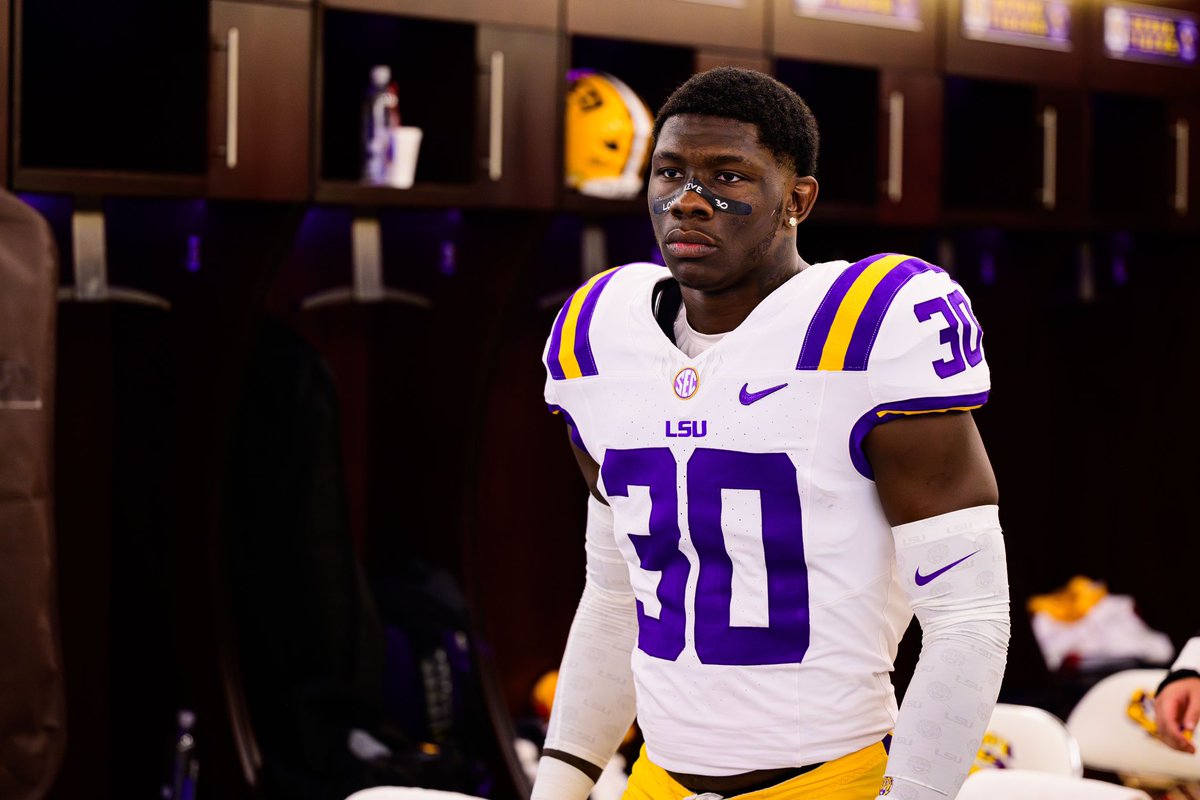 LonnPhillips's tweet photo. LSU Head Coach Brian Kelly names LB Xavier Atkins as next in line for the WLL position  https://t.co/L8hsKKogfm https://t.co/pKytWfPraA