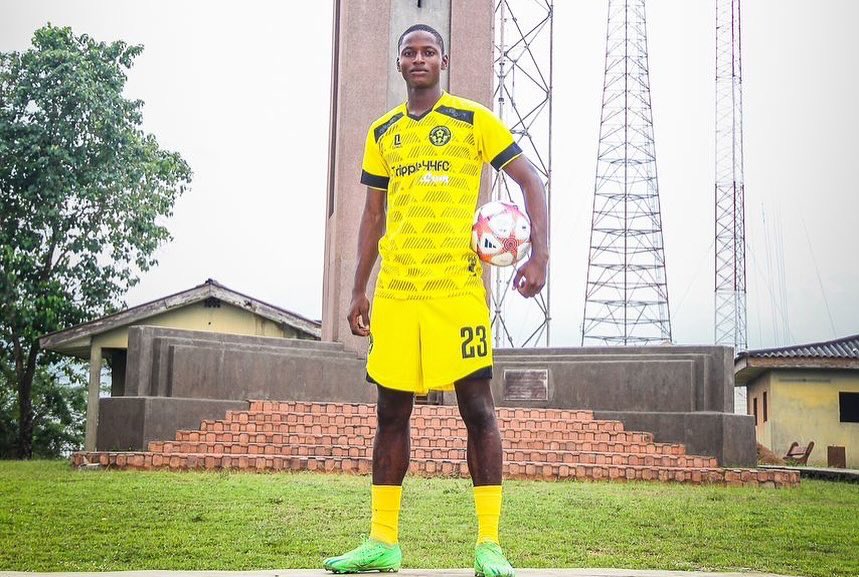 Tripple44_fc's tweet photo. New season, New threads!
Introducing our bold yellow kit designed to stand out just like our game.
Ready to shine brighter than ever on and off the pitch! π
#Tripple44FC #OwnThePitch #YellowKit https://t.co/3TgYTFsobU
