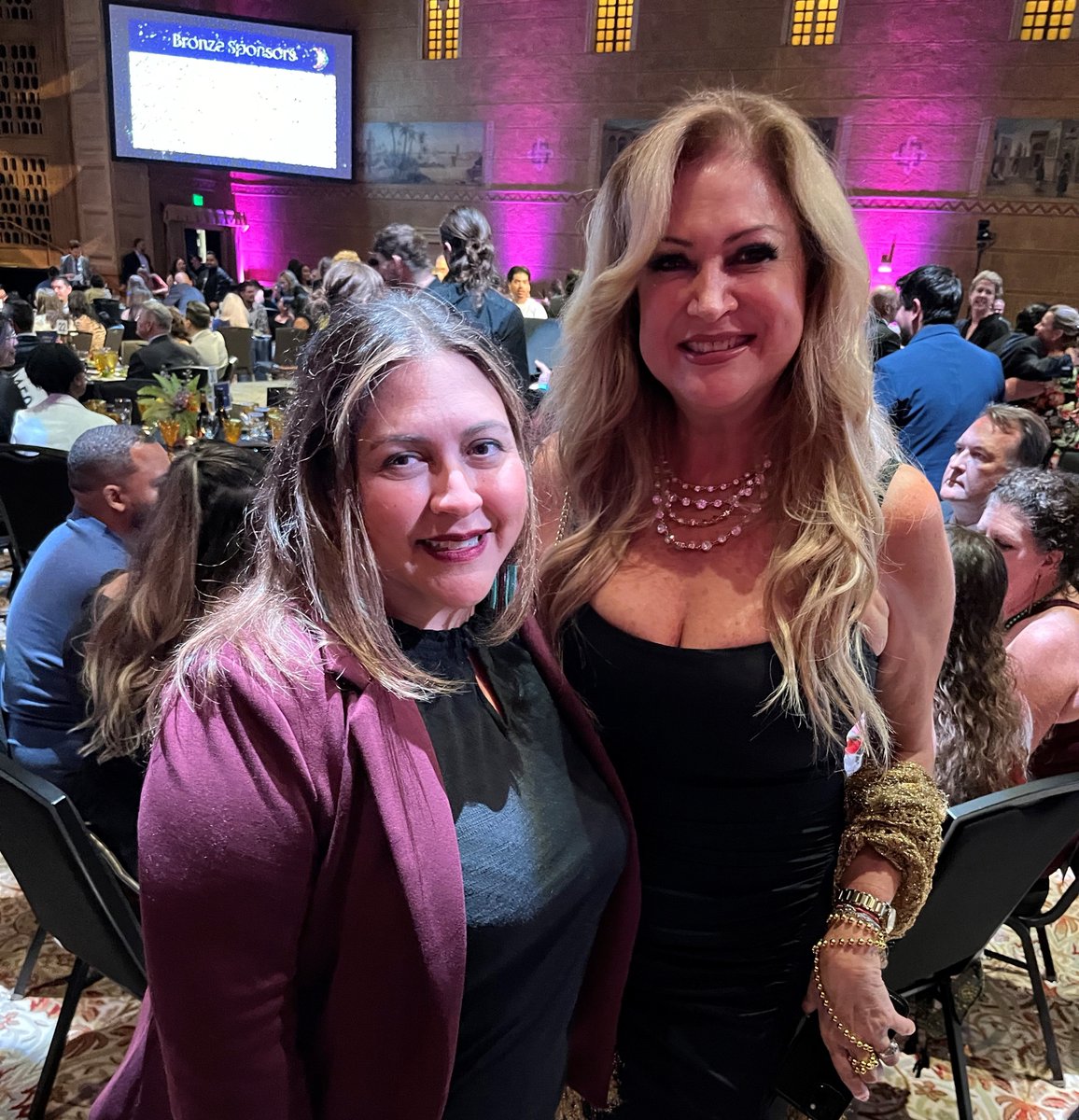 Commissioner Carmen Rubio (@commrubio) on Twitter photo It was so wonderful to reconnect with my friends from <a href="/latnet_PDX/">Latino Network</a>, the organization I led for more than a decade, at Noche Bella, celebrating our community’s accomplishments while raising funds to help positively transform the lives of Latine youth, families, and communities. It was so wonderful to reconnect with my friends from <a href="/latnet_PDX/">Latino Network</a>, the organization I led for more than a decade, at Noche Bella, celebrating our community’s accomplishments while raising funds to help positively transform the lives of Latine youth, families, and communities.