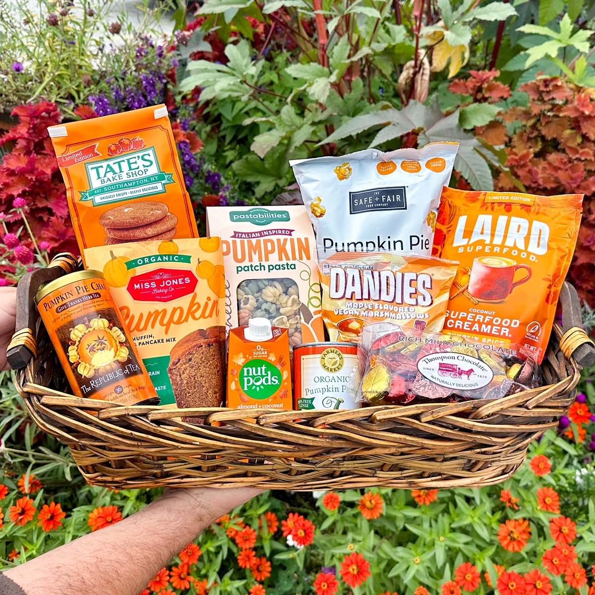 Fall flavors in full swing at the Co-op! Indulge in all things pumpkin! 🍂🎃